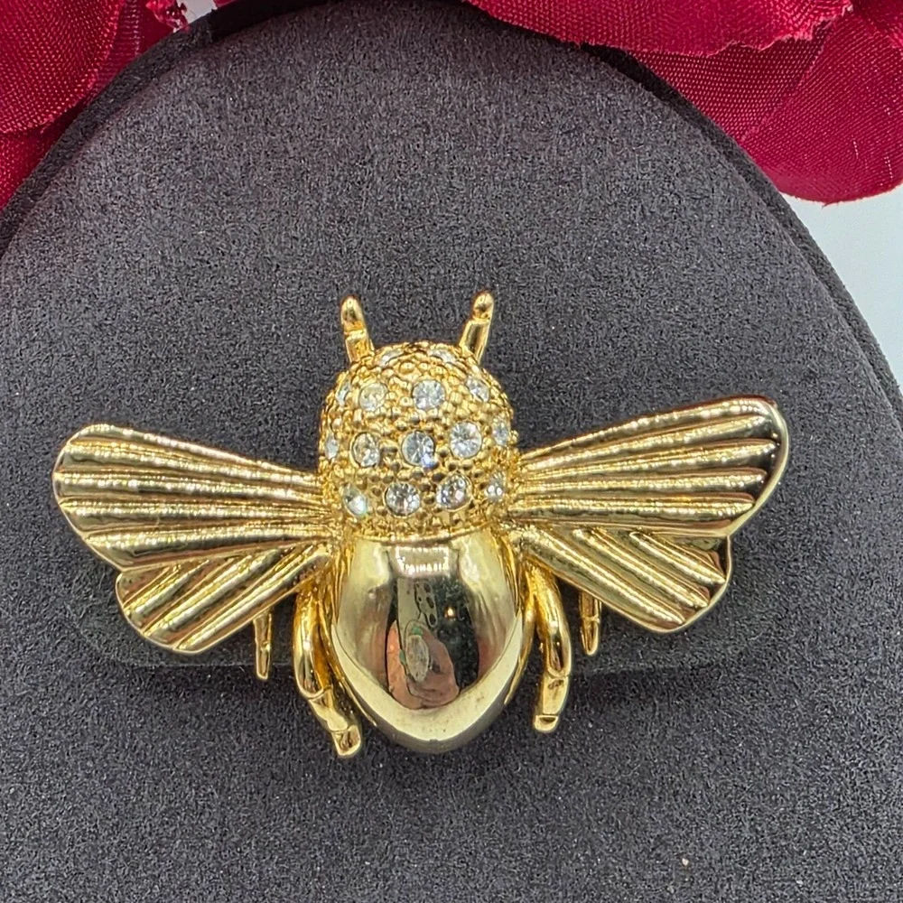 The Unbranded Brand bee brooch